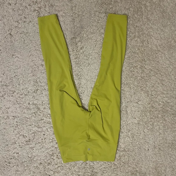 Neon green Align Lululemon Leggings 8 - Picture 8 of 9